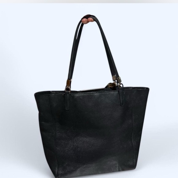 Coach 28743 Madison North South black Tote Bag in Saffiano Leather - Picture 2 of 11